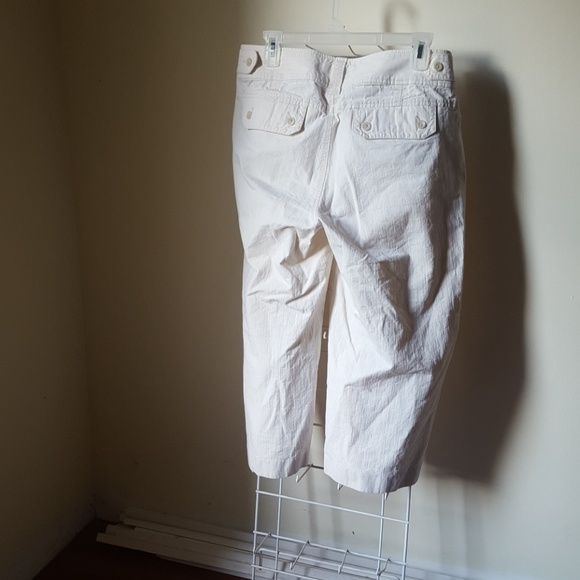 Banana Republic💙 Cream Color Cotton Capri Pants - Picture 2 of 5